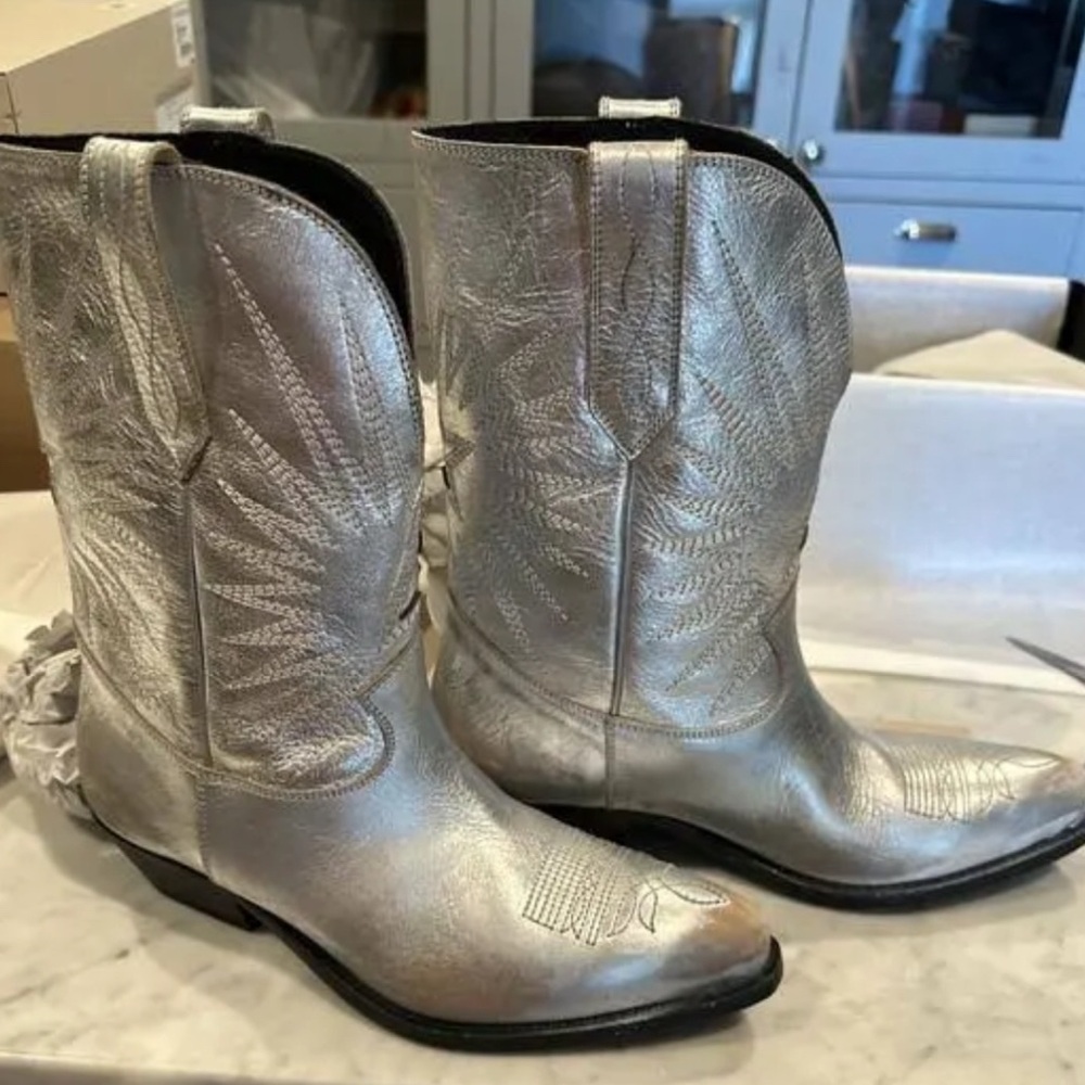 Golden Goose wish star metallic short boot